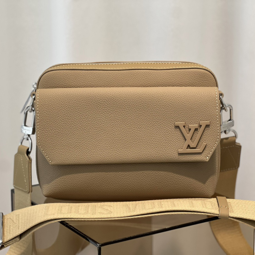 Louis Vuitton Fastline Messenger Bag   M23710 - DopestKickz