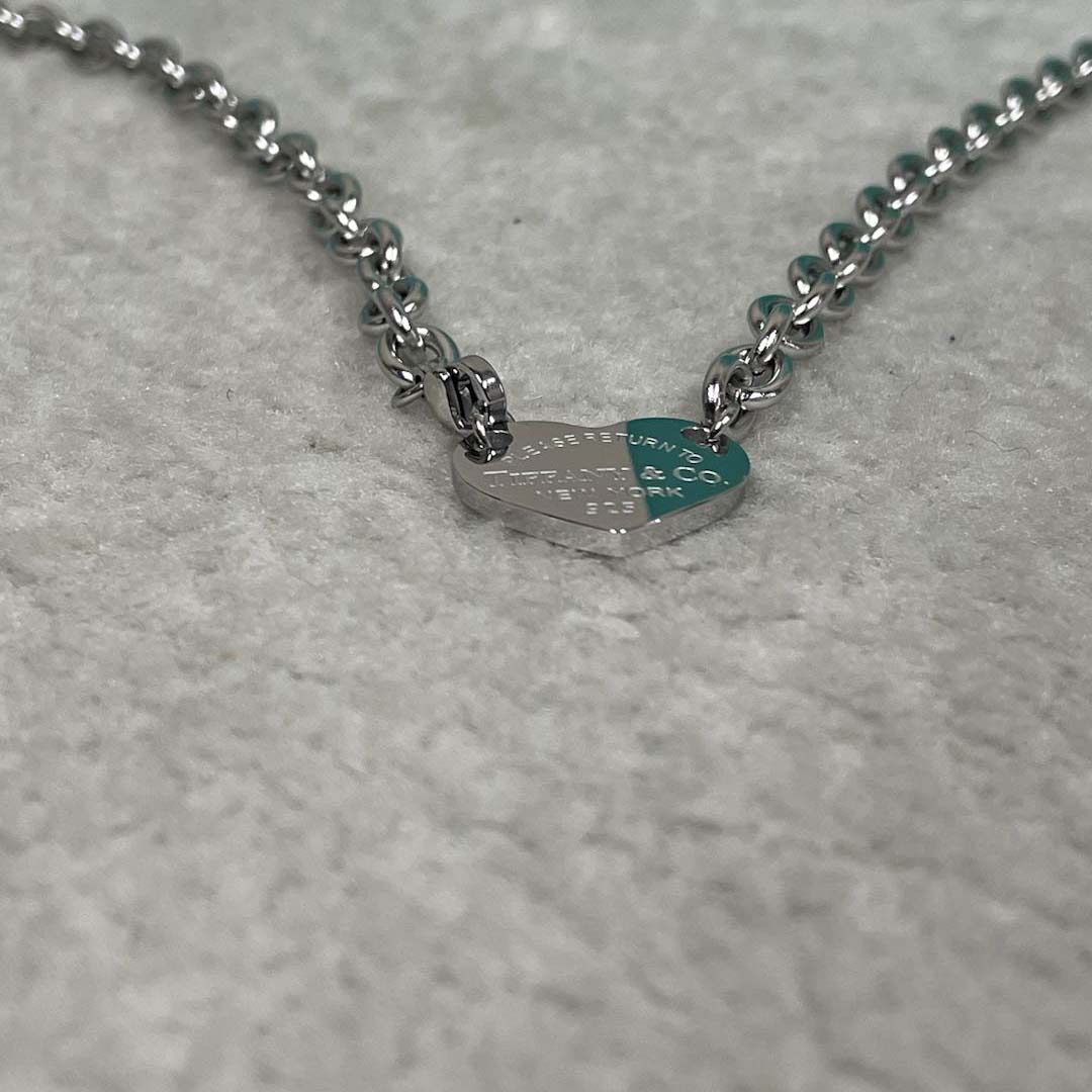 Tiffany&CO Full Heart Toggle Pendant - DopestKickz
