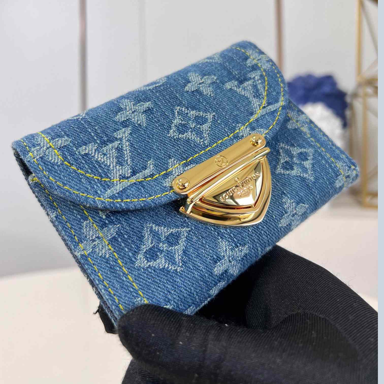 Louis Vuitton Victorine Wallet    M82959 - DopestKickz