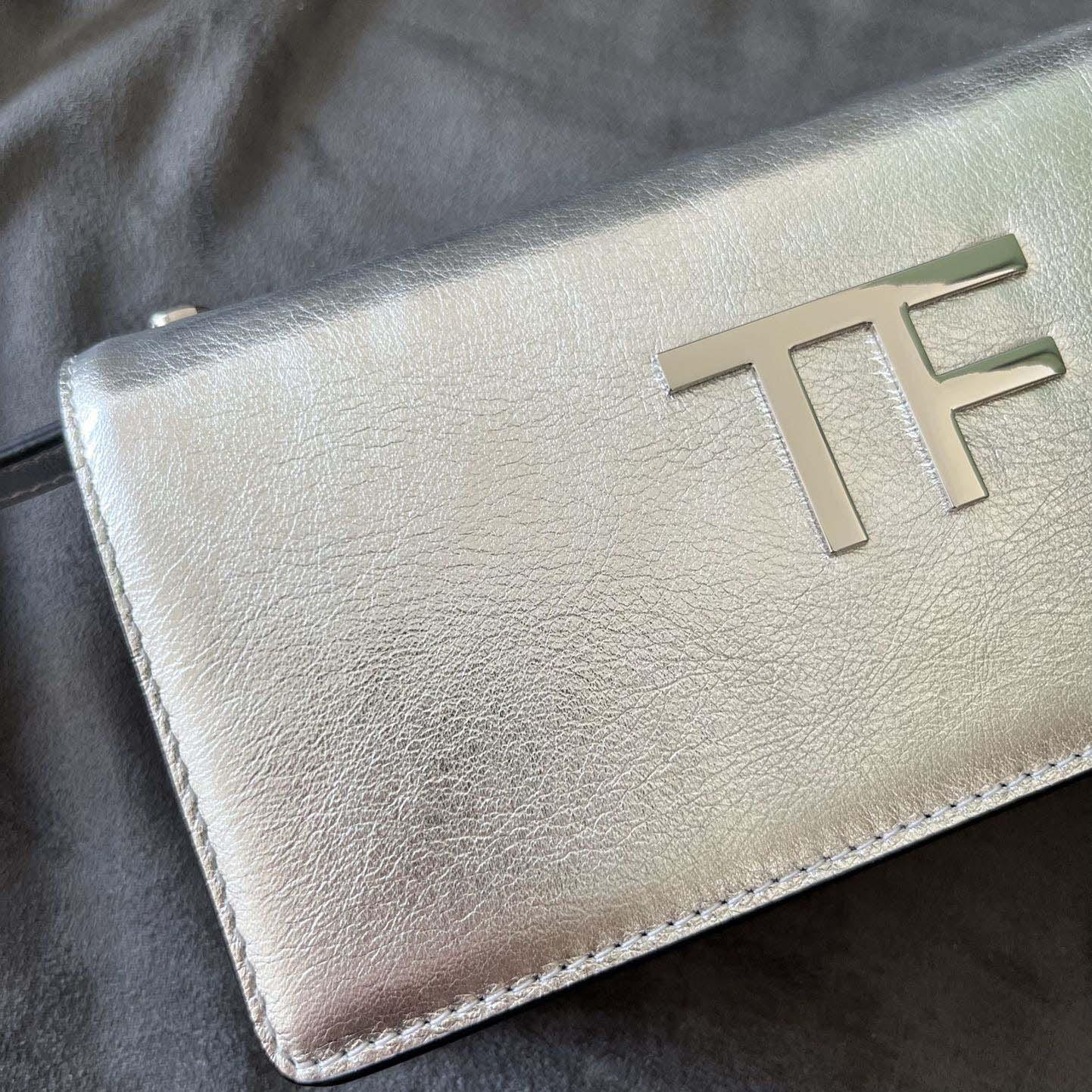 Tom Ford Leather TF Bag    18*9*3cm - DopestKickz