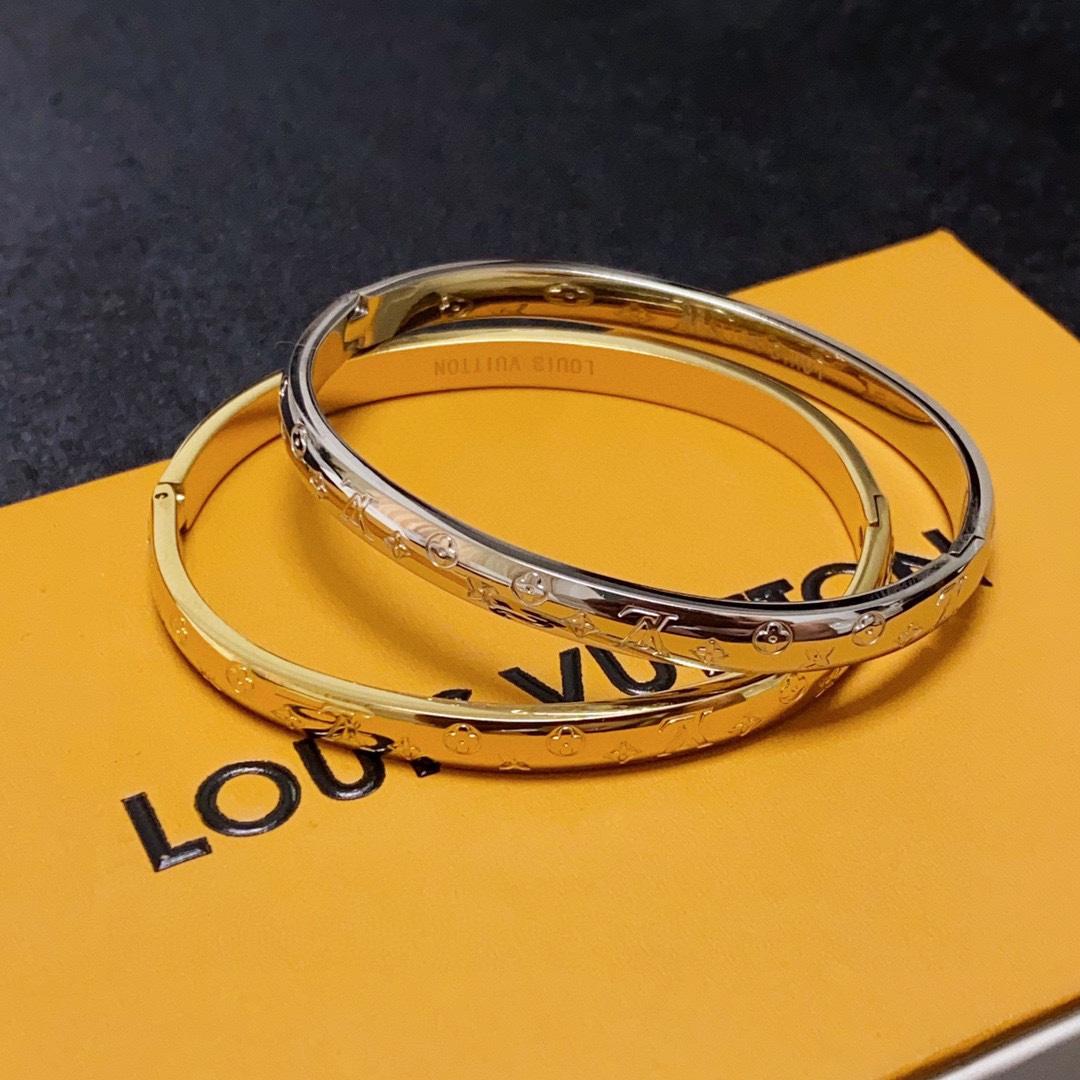 Louis Vuitto Nanogram Bracelet  M1029 - DopestKickz