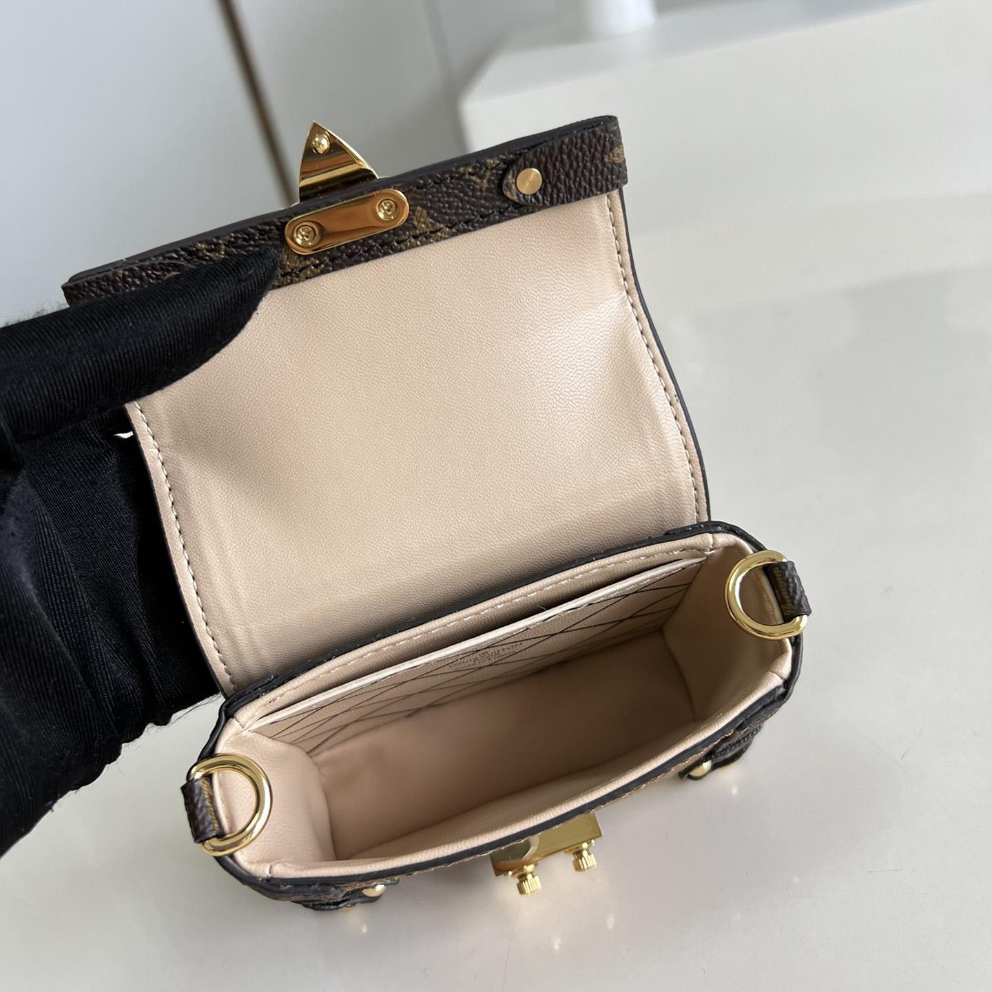 Louis Vuitton Essential Trunk   7.5 x 10.5 x 4cm   M68566 - DopestKickz