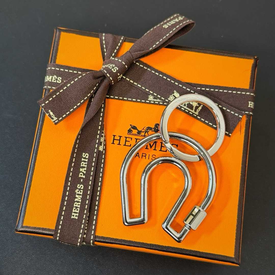 Hermes Fer A Cheval Key Ring - DopestKickz