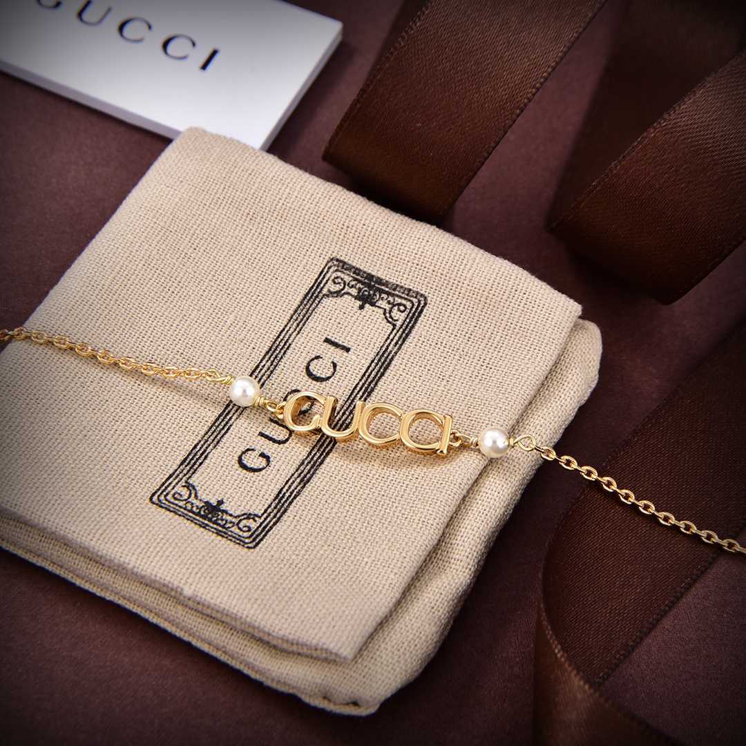Gucci Letter Single Necklace - DopestKickz