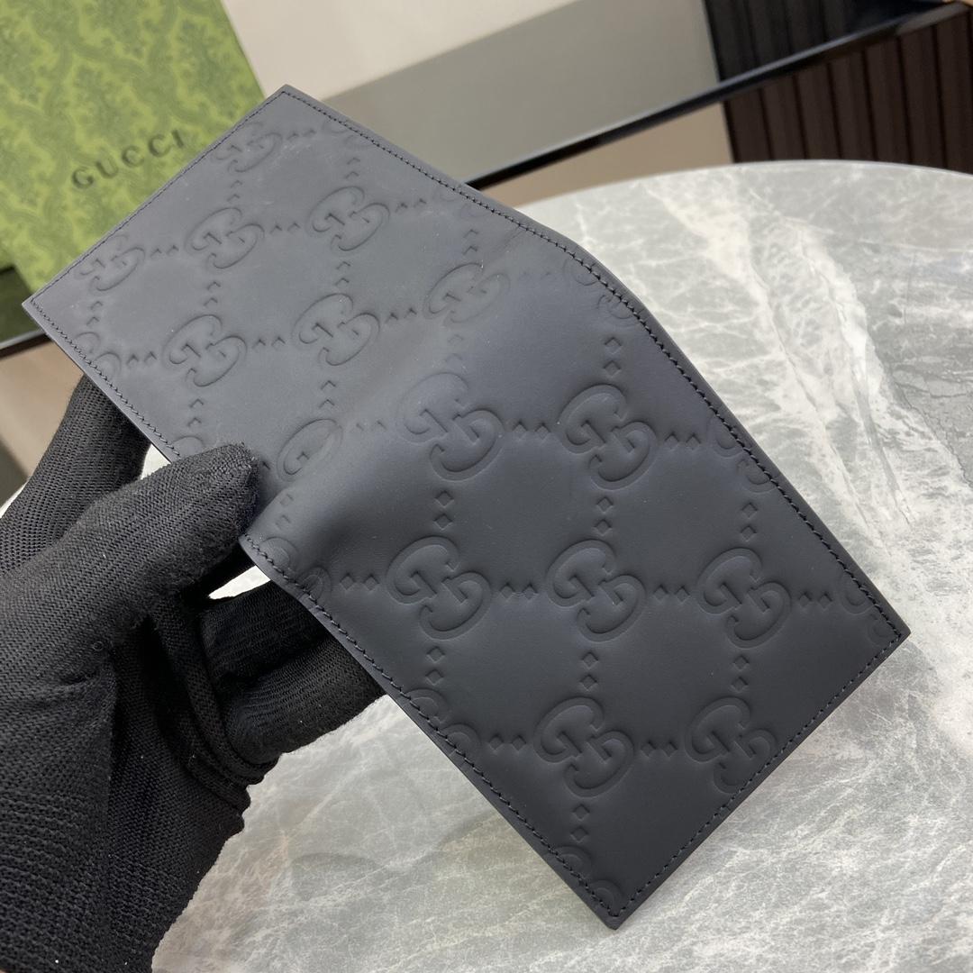 Gucci GG Rubber-effect Bi-fold Wallet - DopestKickz