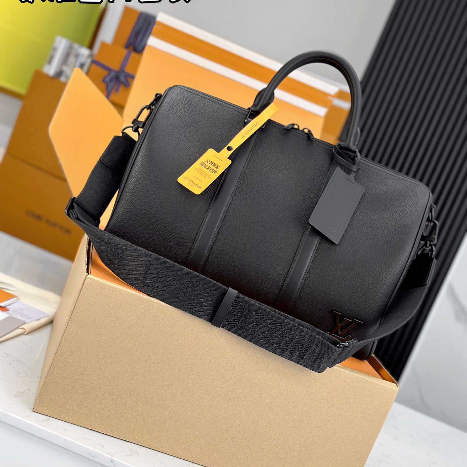 Louis Vuitton Keepall Bandoulière 40   M57088 - DopestKickz