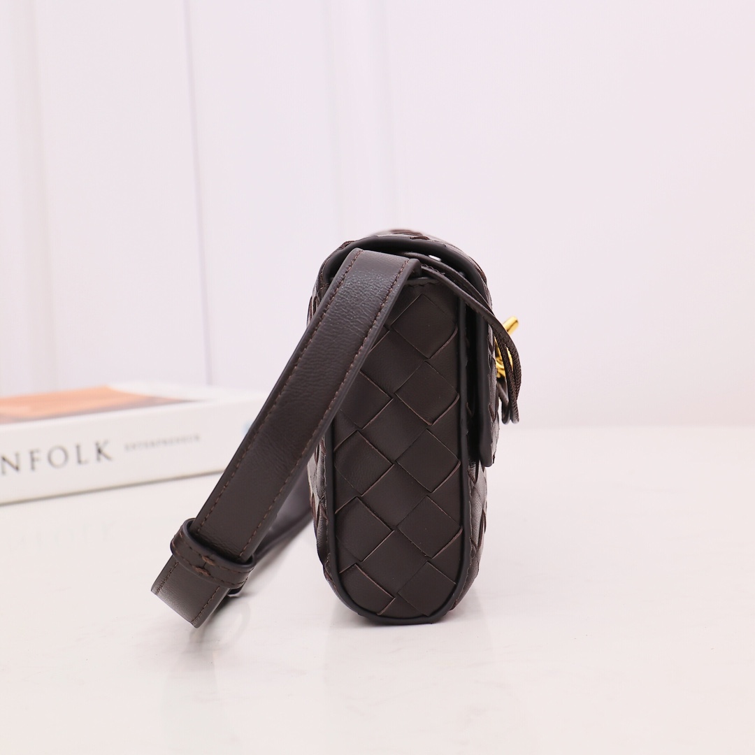 Bottega Veneta Mini Andiamo Cross-Body Bag - DopestKickz