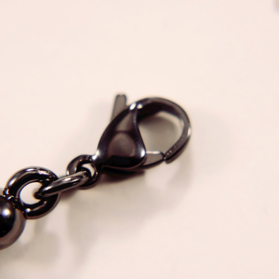 Louis Vuitton LV Light Bracelet   M1204A - DopestKickz