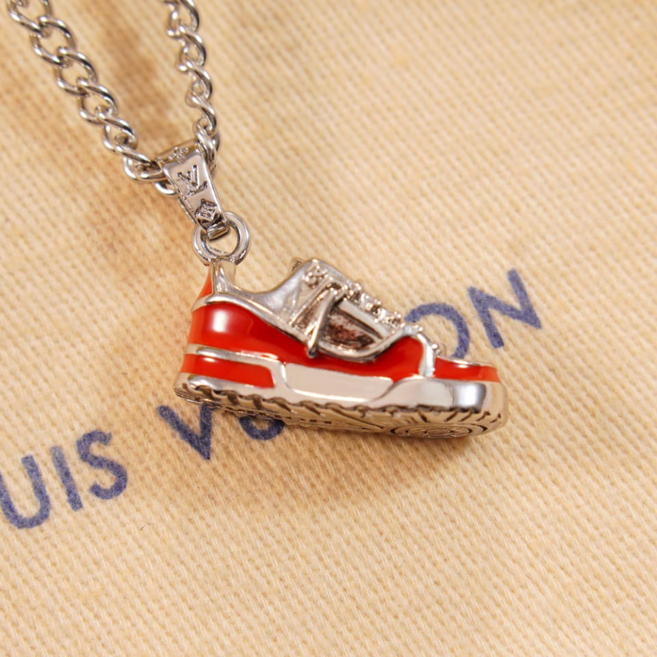 Louis Vuitton LV Trainer Necklace    M01407 - DopestKickz