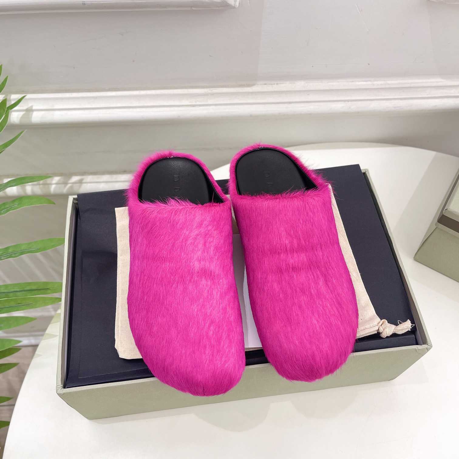 Marni Fussbett Slip-On Flat Mules - DopestKickz