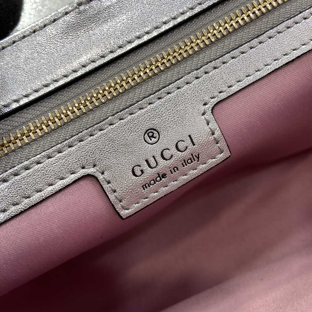 Gucci GG Marmont Small Shoulder Bag - DopestKickz