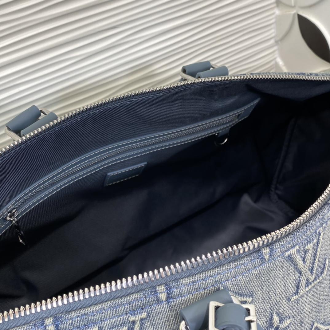 Louis Vuitton Keepall Bandoulière 50   M22532 - DopestKickz