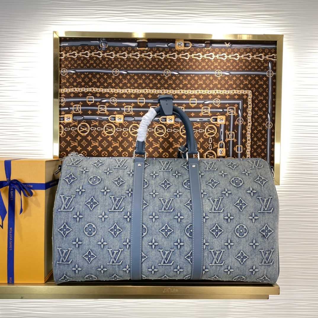 Louis Vuitton Keepall Bandoulière 50   M22532 - DopestKickz