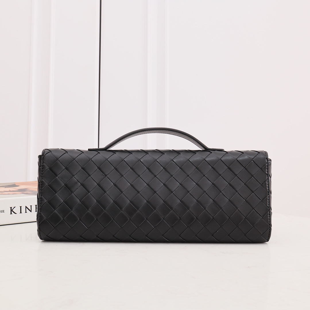 Bottega Veneta Long Clutch Andiamo With Handle - DopestKickz
