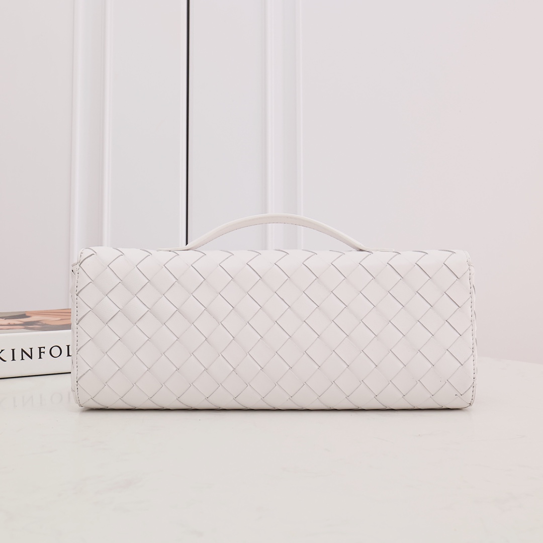 Bottega Veneta Long Clutch Andiamo With Handle - DopestKickz