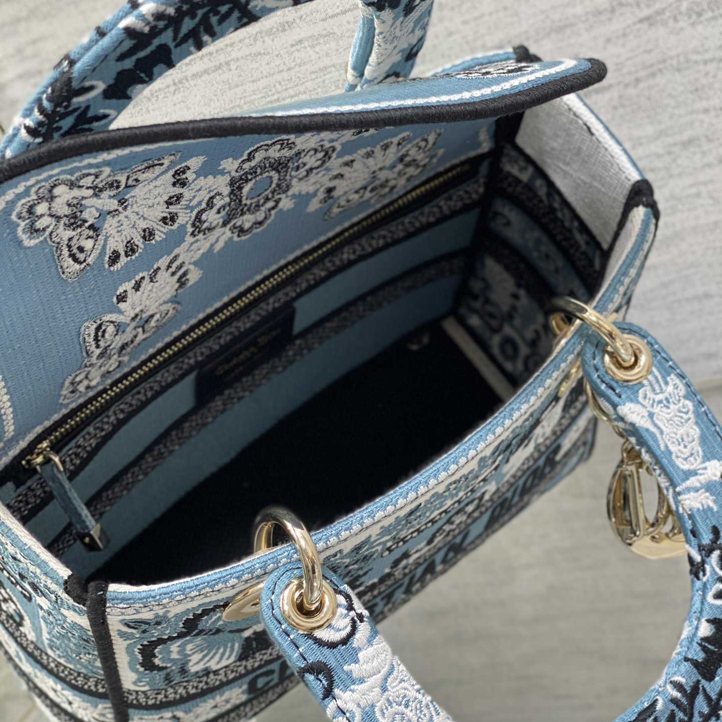 Dior Medium Lady D-Lite Bag - DopestKickz