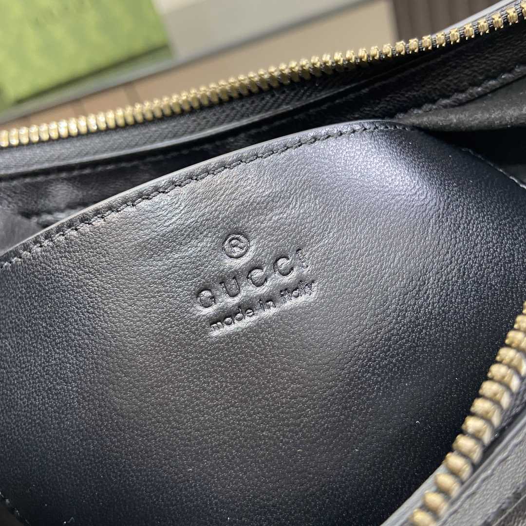 Gucci GG Marmont Small Shoulder Bag - DopestKickz