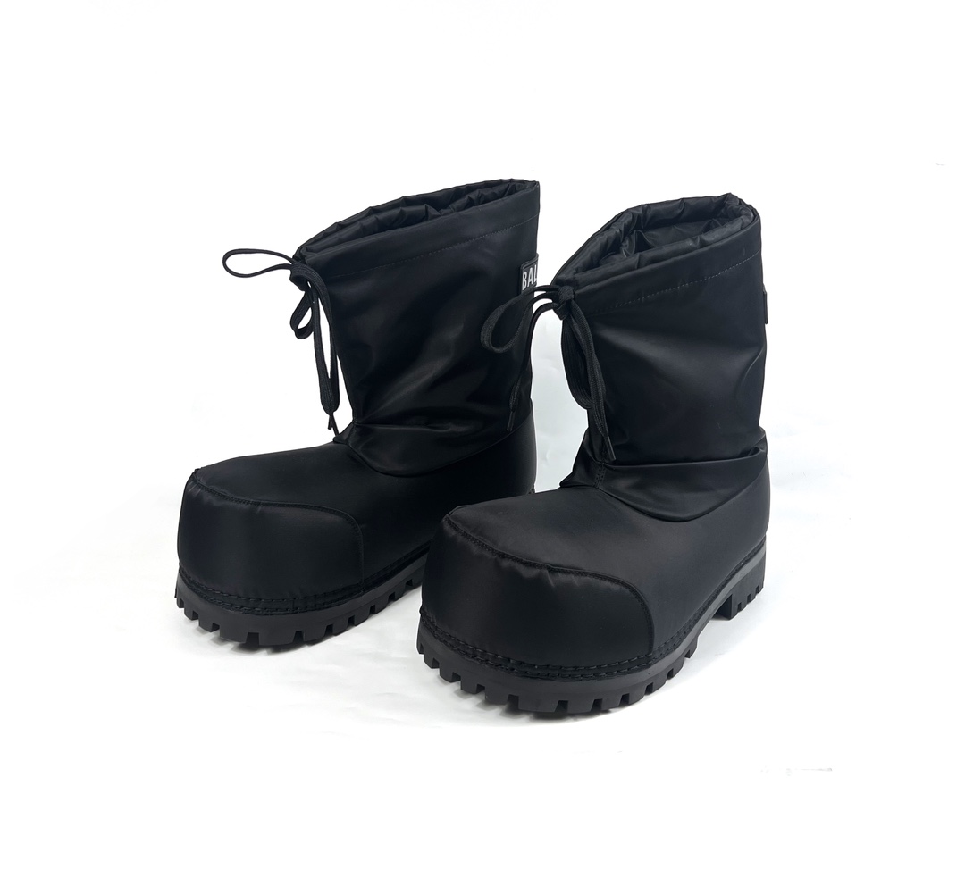 Balenciaga Alaska Low Boot In Black Nylon - DopestKickz