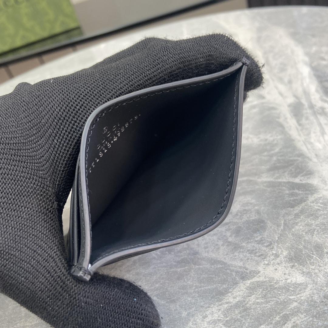 Gucci GG Rubber-effect Card Case - DopestKickz