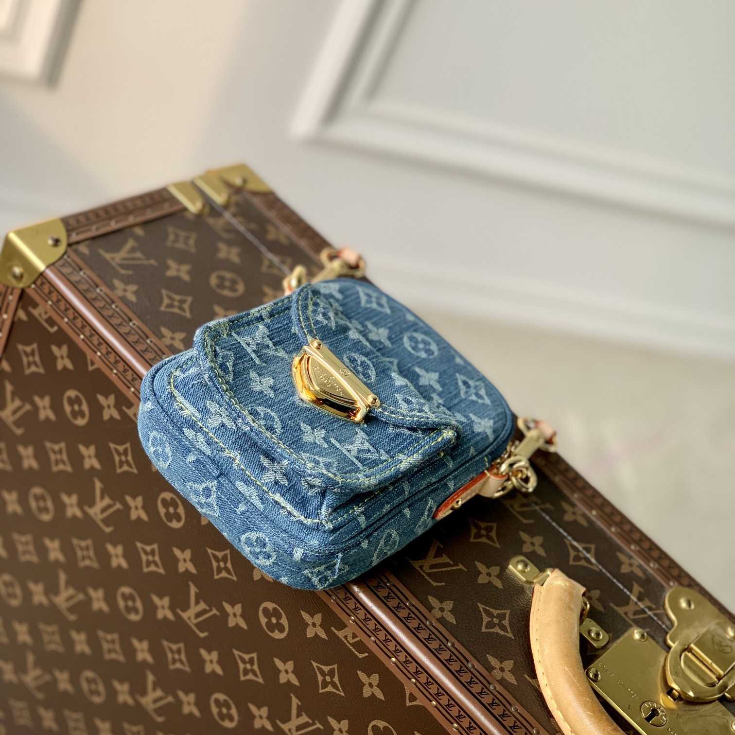 Louis Vuitton Fairfax Pochette    M82948 - DopestKickz