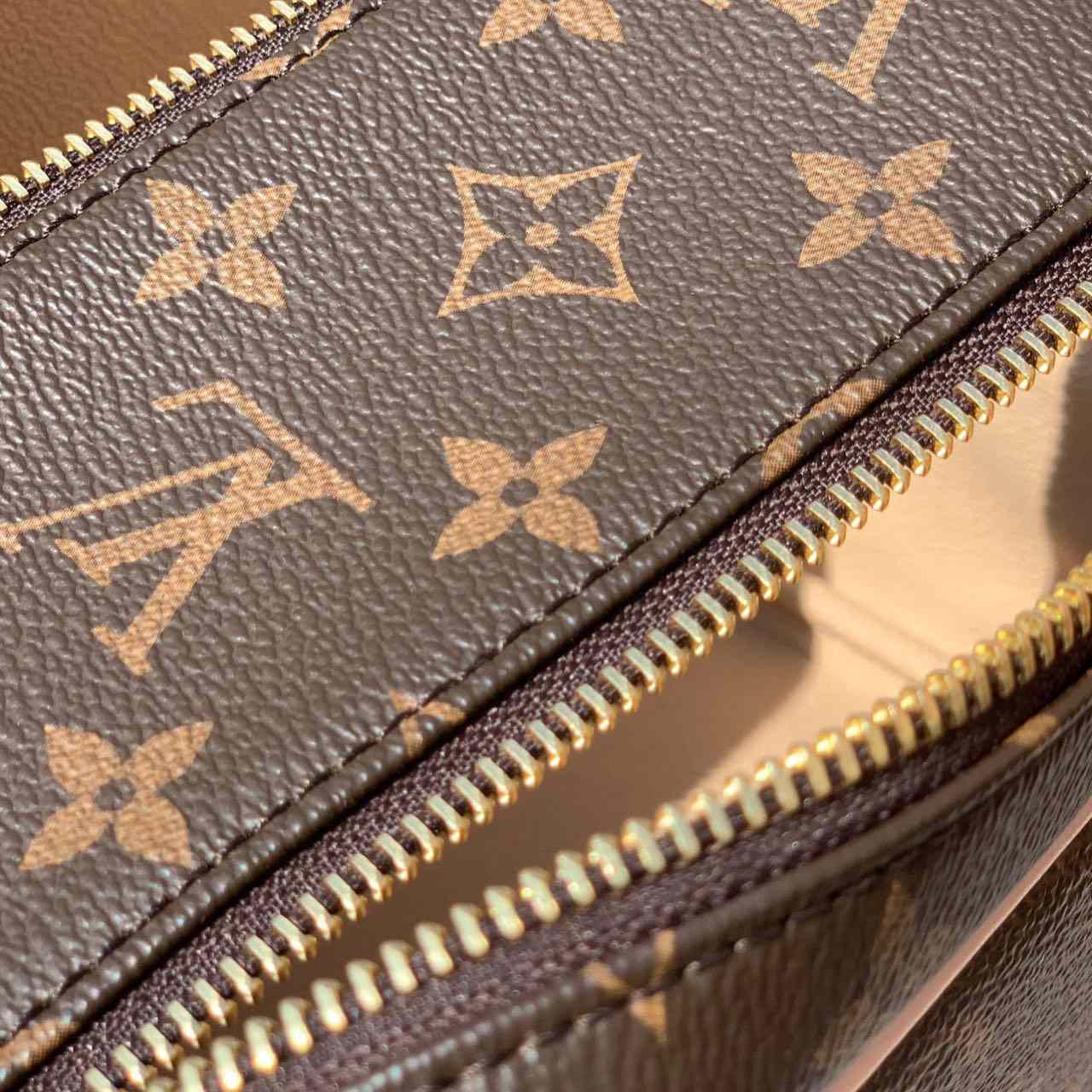 Louis Vuitton Dopp Kit Toilet Pouch   M44494 - DopestKickz