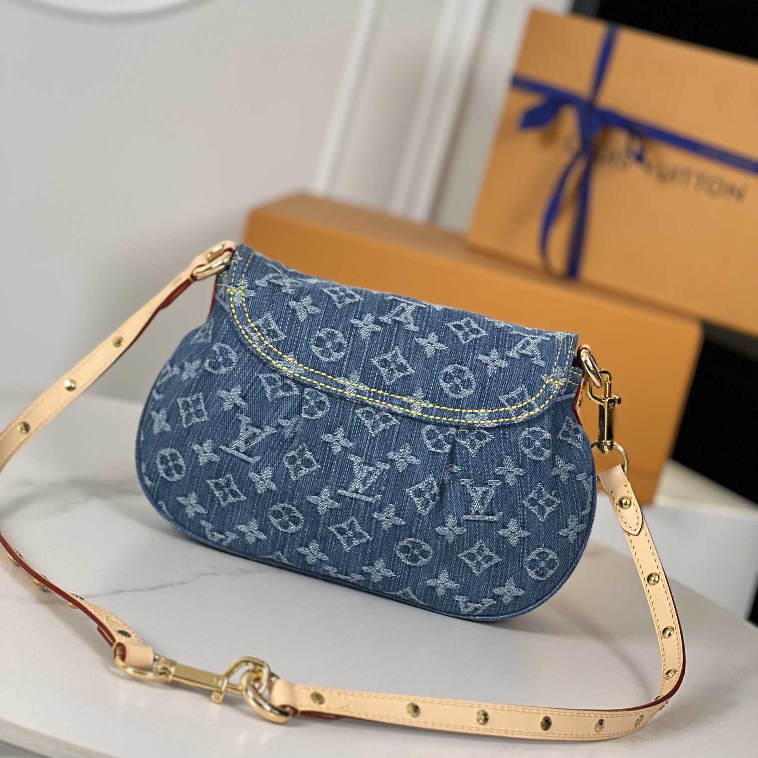 Louis Vuitton Sunset    M46829 - DopestKickz