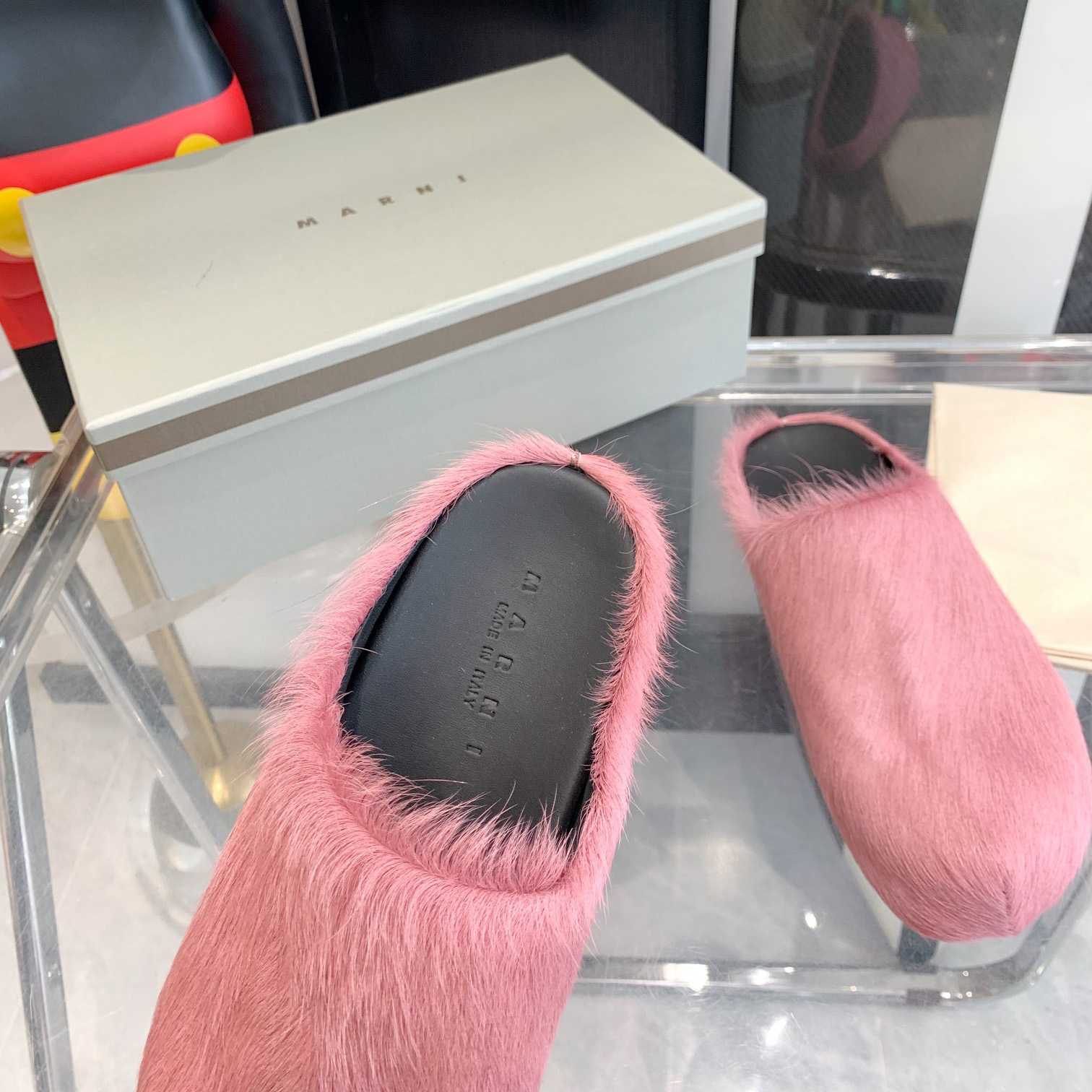 Marni Fussbett Slip-On Flat Mules - DopestKickz