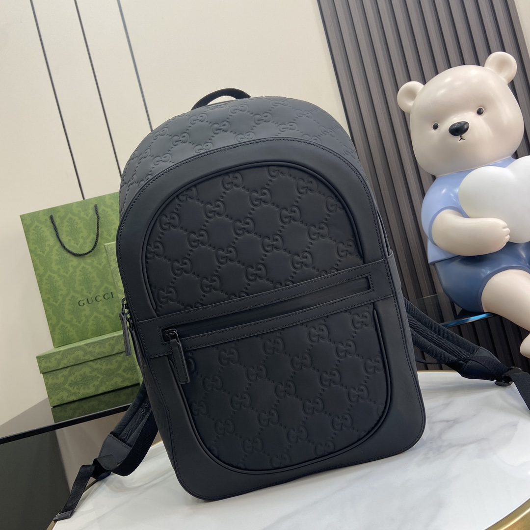 Gucci GG Backpack - DopestKickz