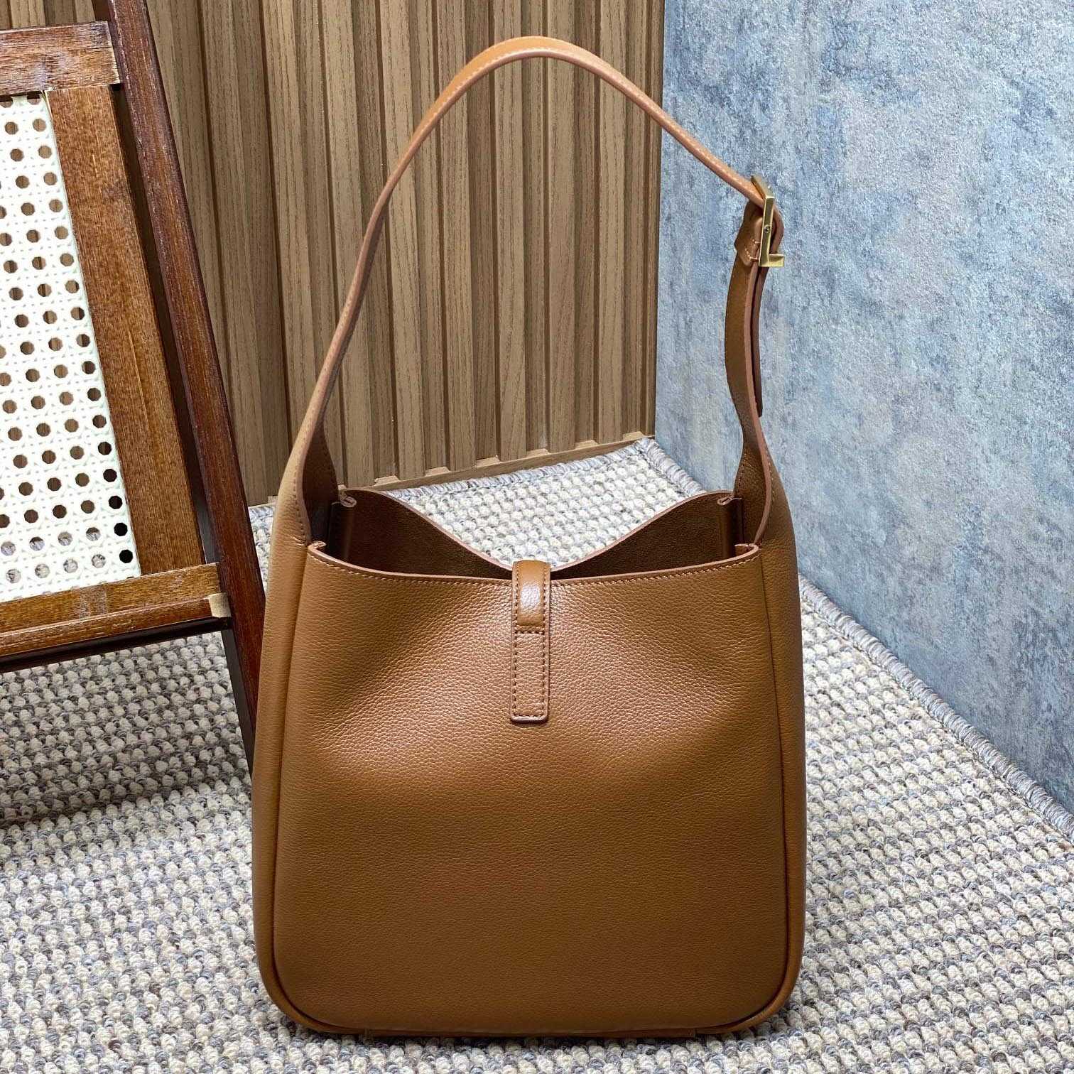 Saint Laurent LE 5 À 7 Supple Small In Grained Leather - DopestKickz