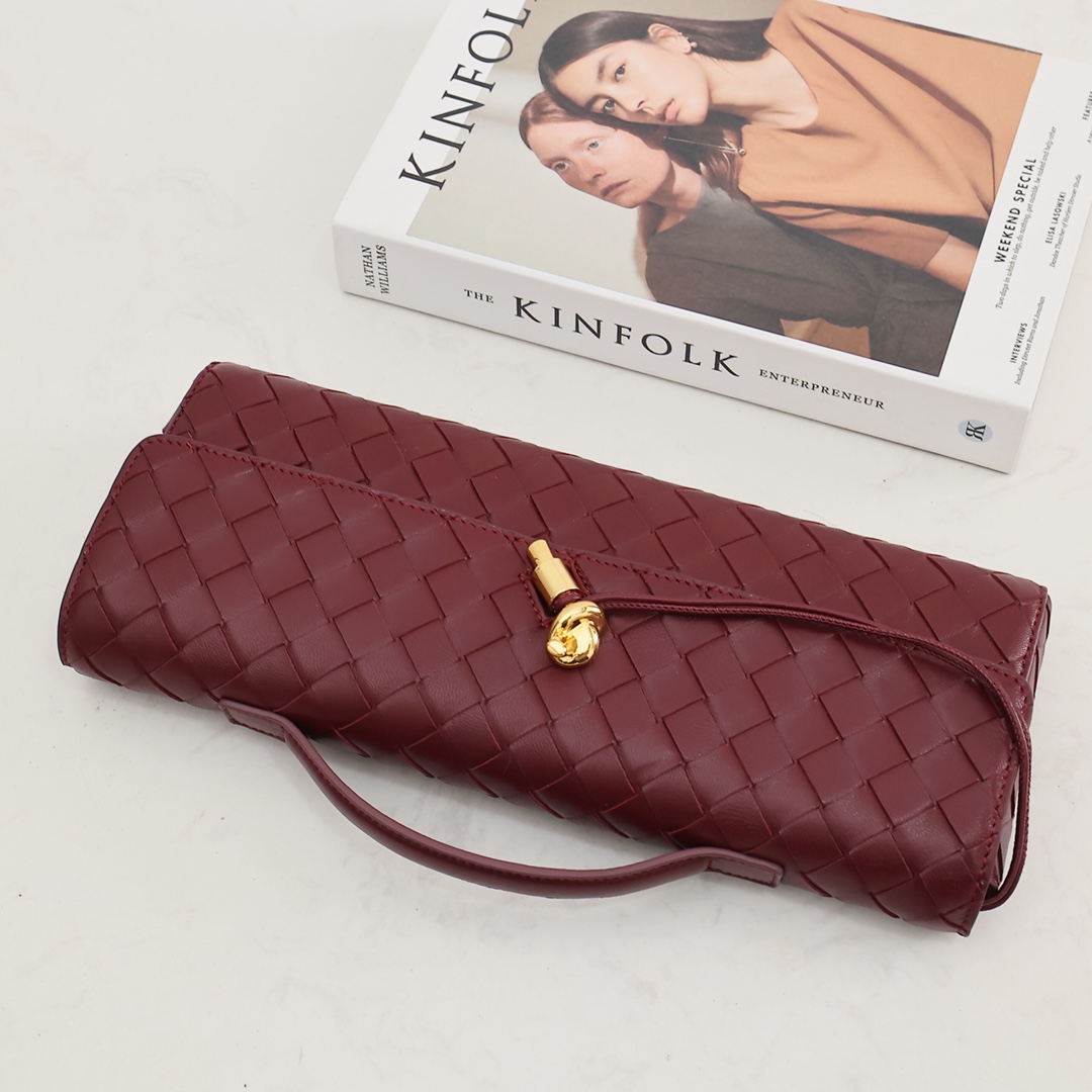 Bottega Veneta Long Clutch Andiamo With Handle - DopestKickz