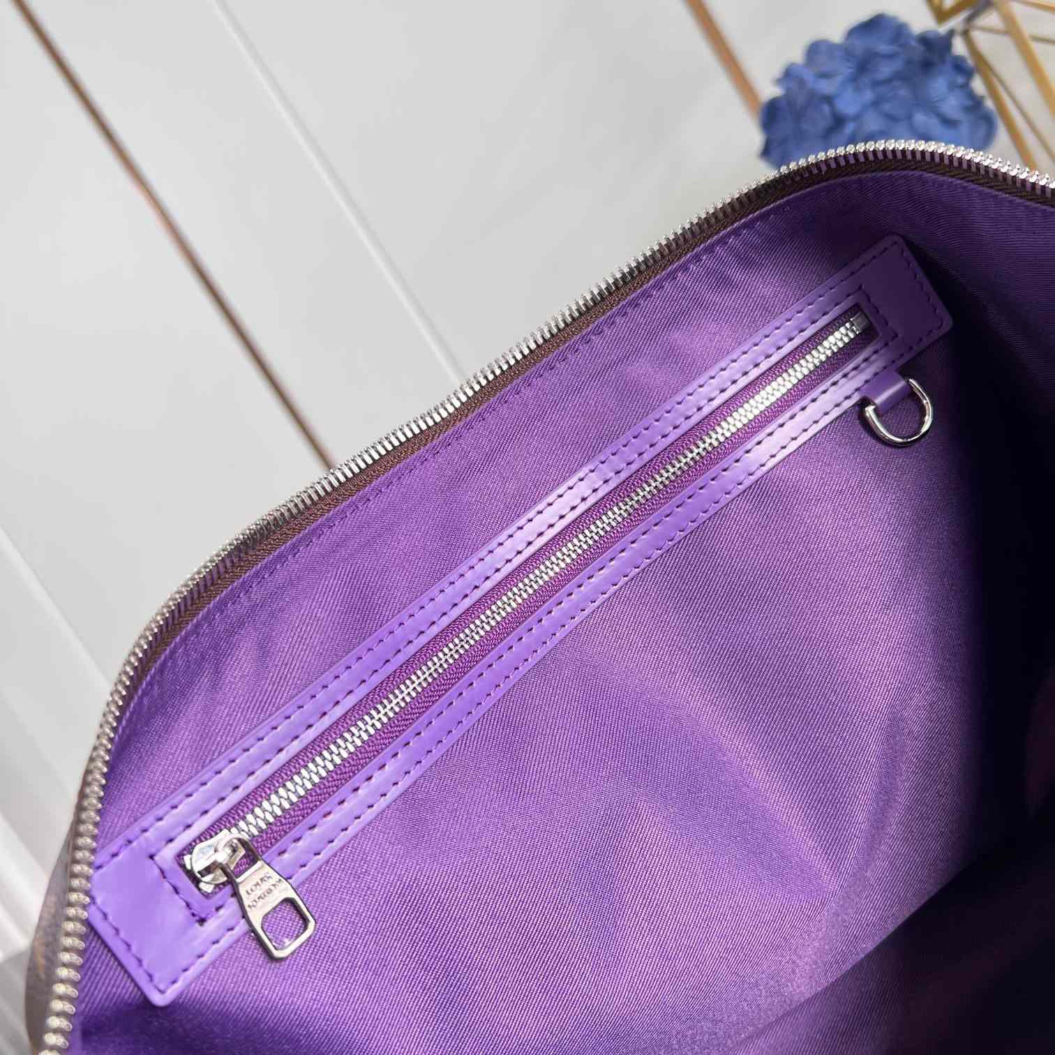 Louis Vuitton Keepall Bandoulière 50     M46775 - DopestKickz