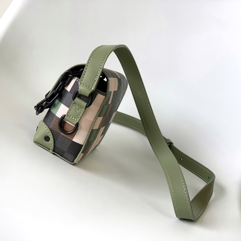 Louis Vuitton Steamer Wearable Wallet   M83172 - DopestKickz