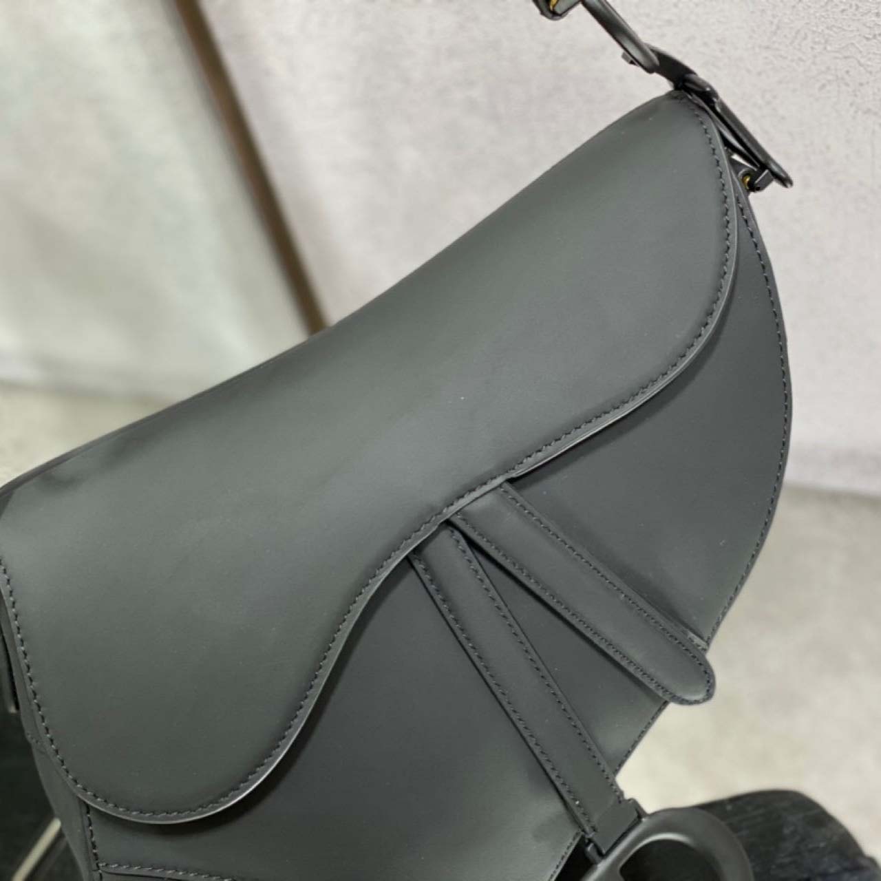 Dior Saddle Bag    25.5-20-6.5cm - DopestKickz