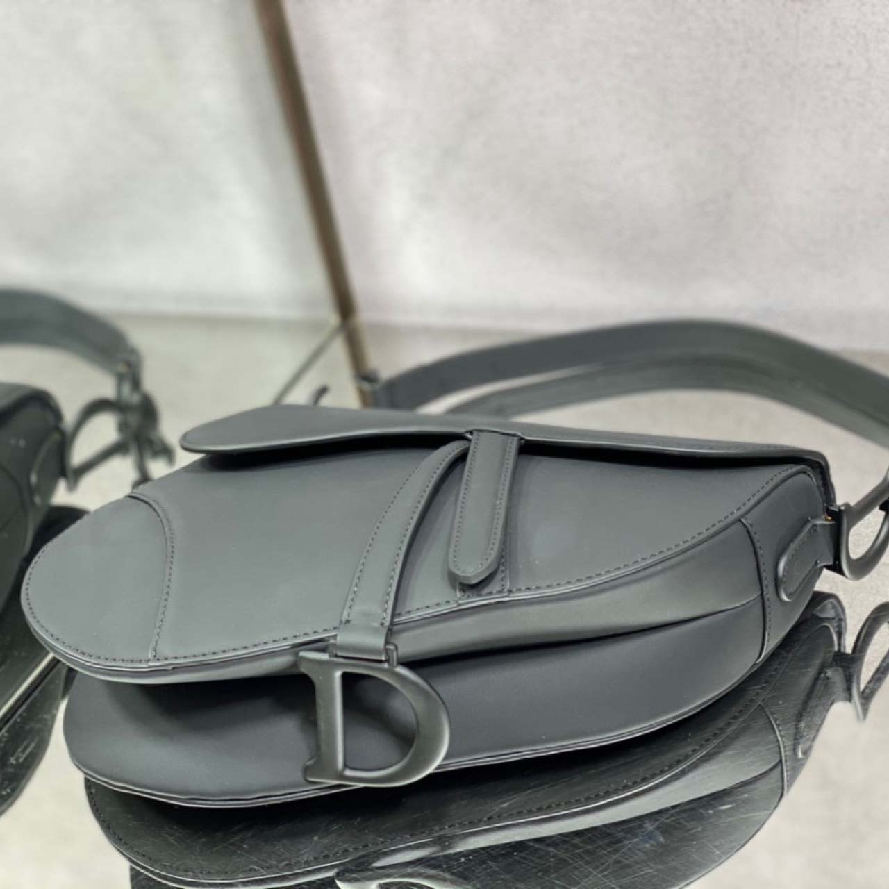 Dior Saddle Bag    25.5-20-6.5cm - DopestKickz