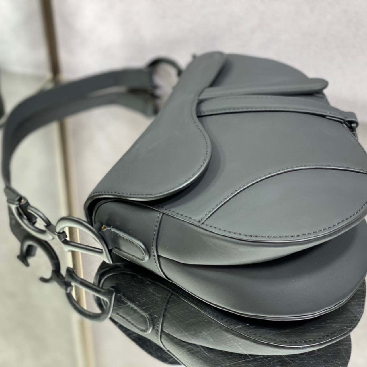 Dior Saddle Bag    25.5-20-6.5cm - DopestKickz