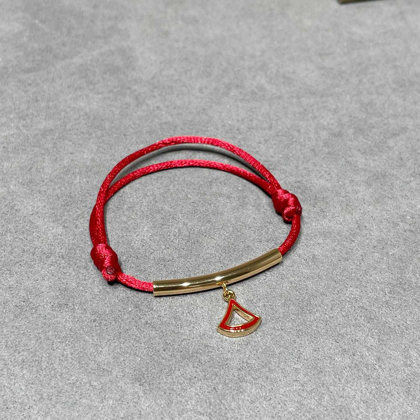 Bvlgari Divas’ Dream Bracelet - DopestKickz