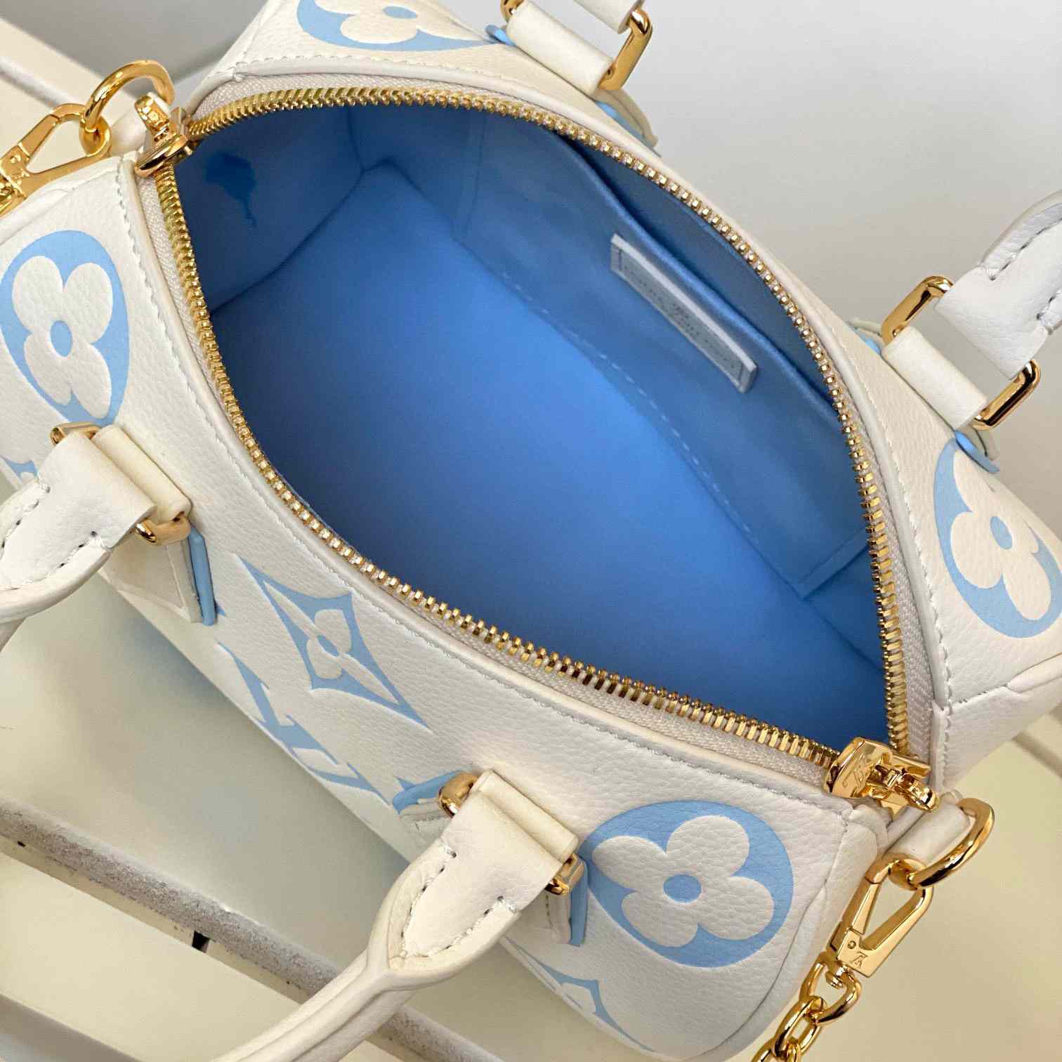 Louis Vuitton Speedy Bandouliere 20    M46883 - DopestKickz