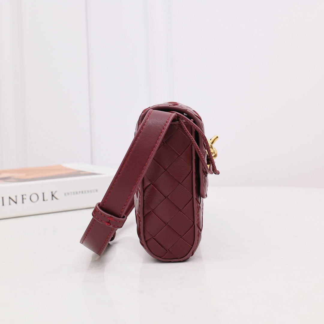 Bottega Veneta Mini Andiamo Cross-Body Bag - DopestKickz