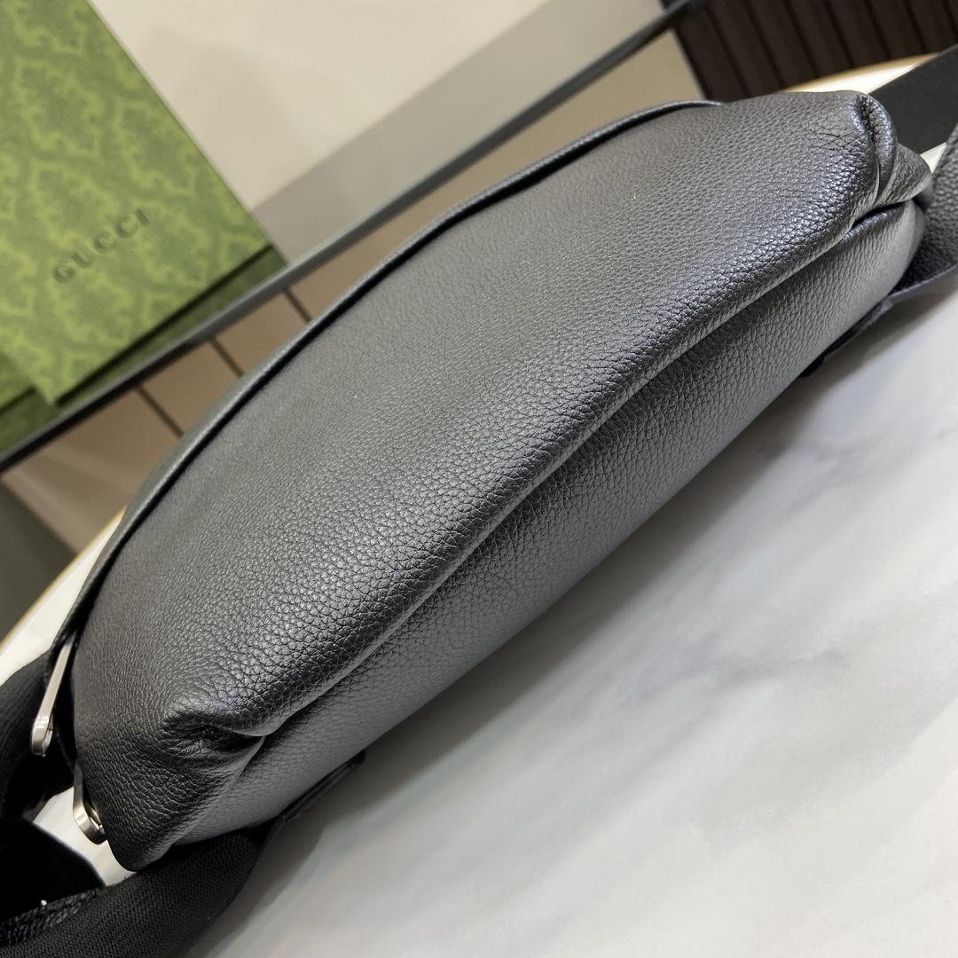 Gucci Belt Bag With Gucci Logo - DopestKickz