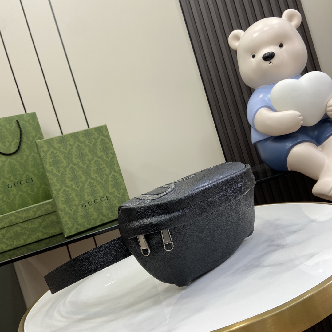 Gucci Belt Bag With Gucci Logo - DopestKickz