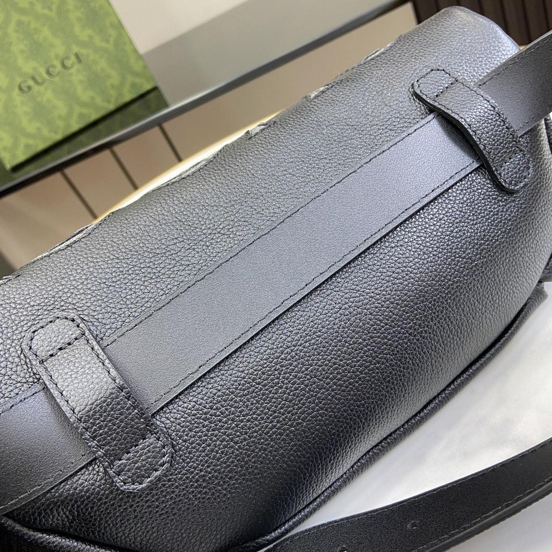 Gucci Belt Bag With Gucci Logo - DopestKickz