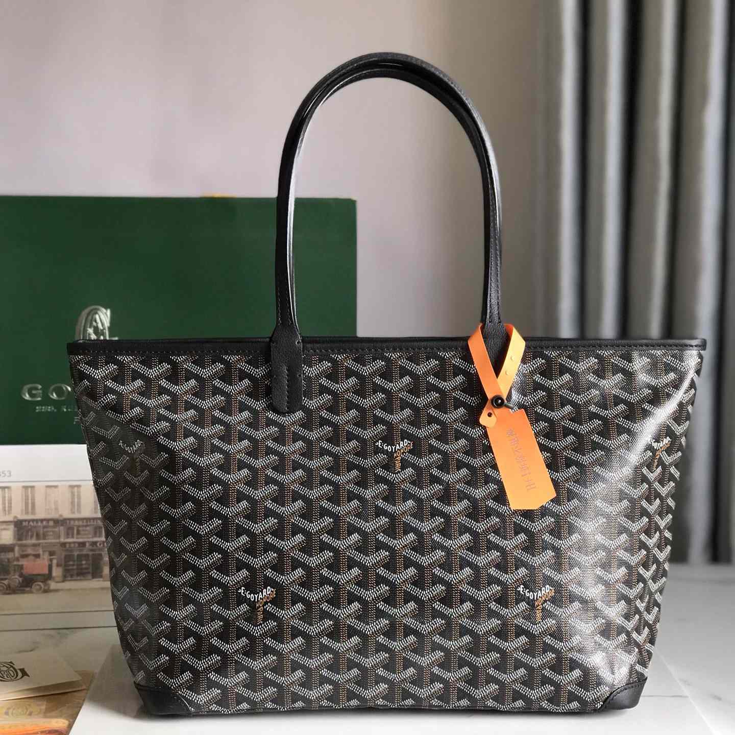 Goyard Saint Louis PM Bag - DopestKickz