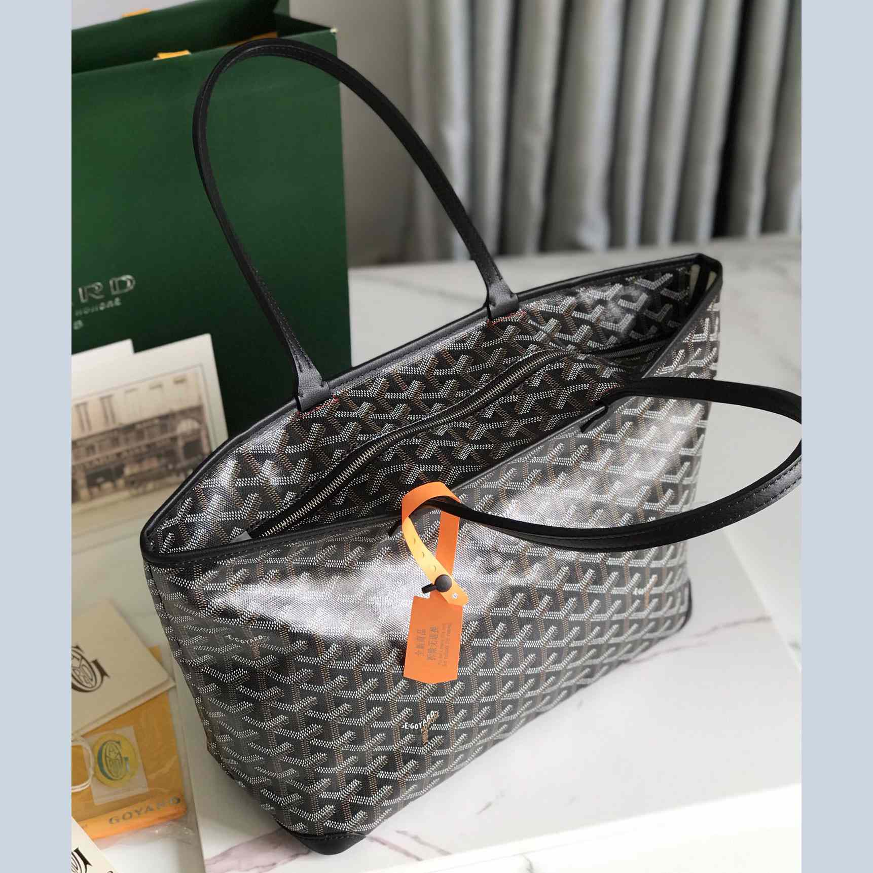 Goyard Saint Louis PM Bag - DopestKickz