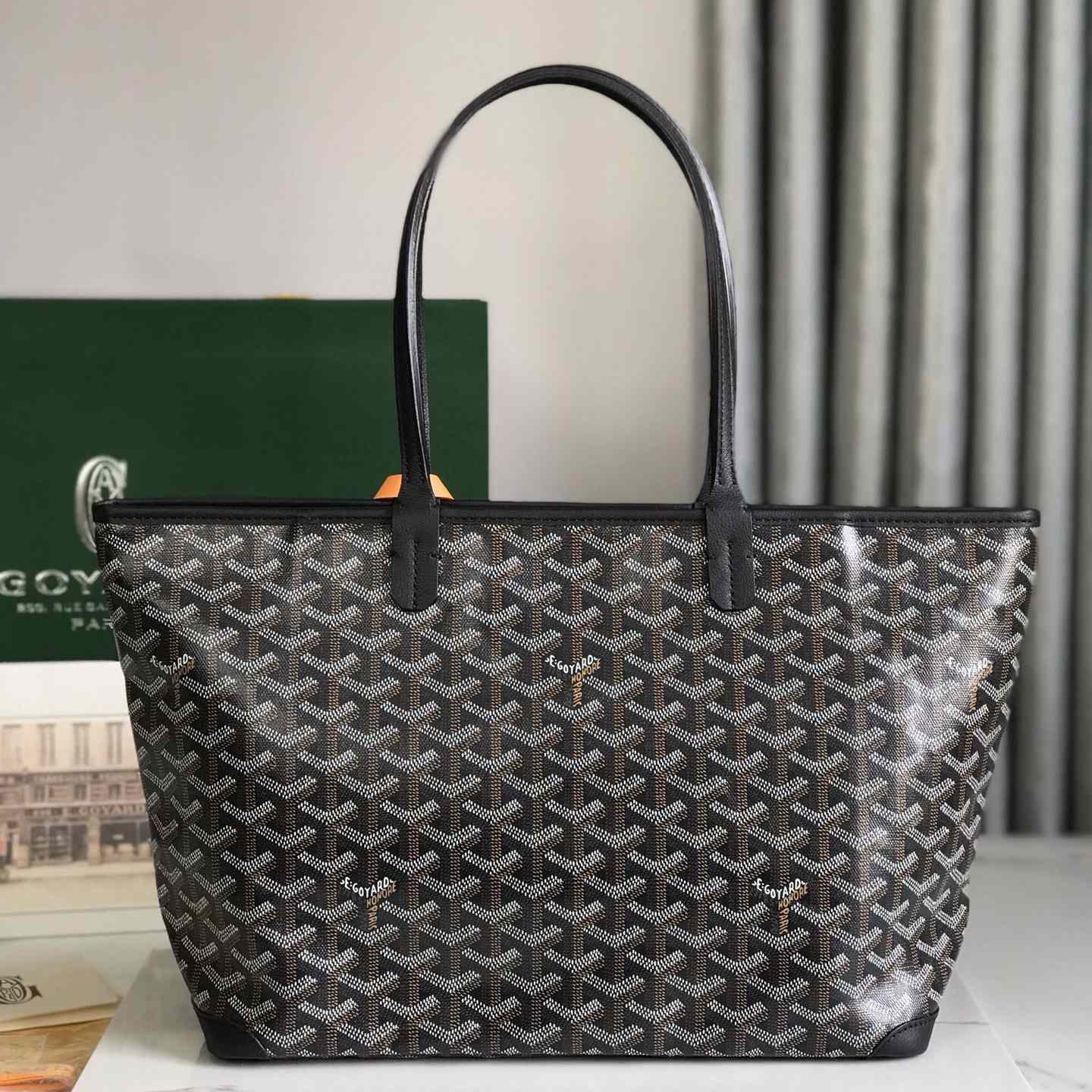 Goyard Saint Louis PM Bag - DopestKickz