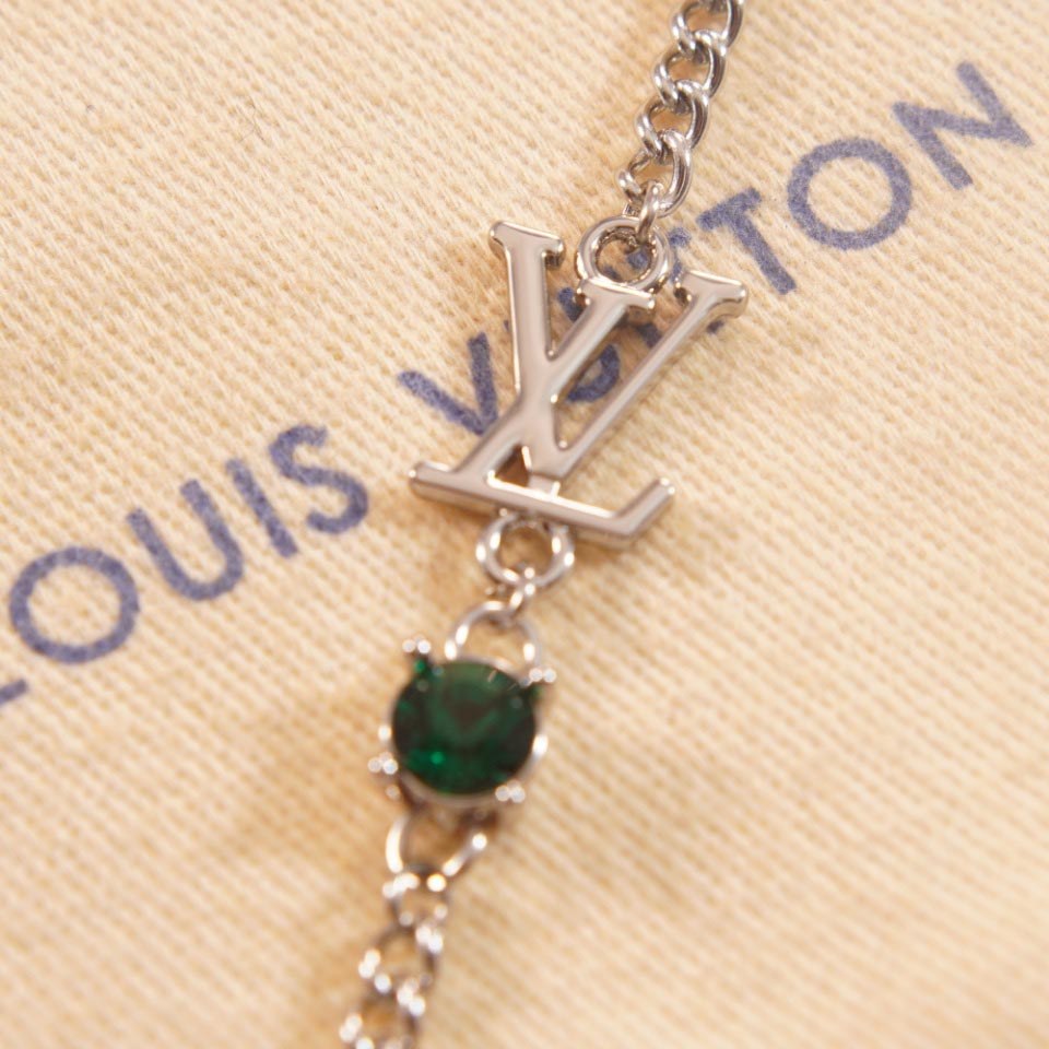 Louis Vuitton LV Trainer Strass Necklace    M01388 - DopestKickz