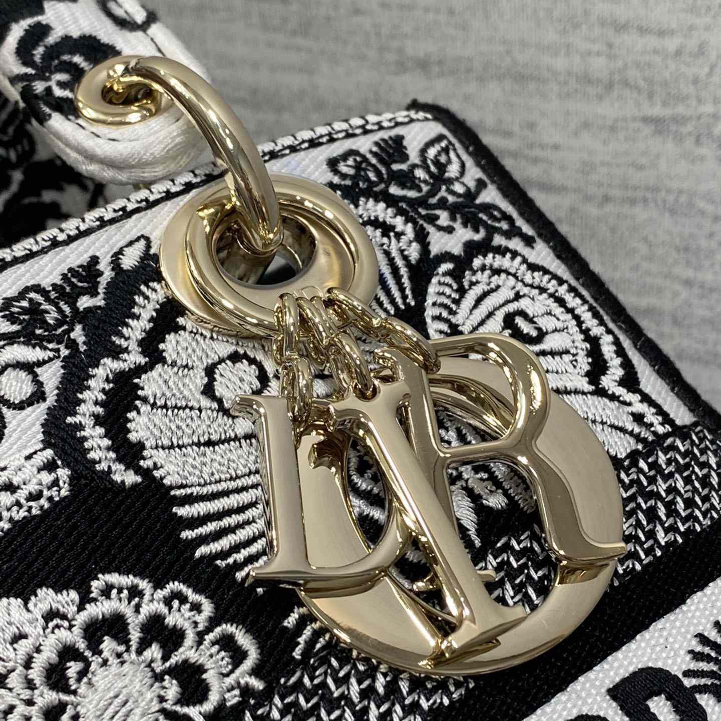 Dior Medium Lady D-Lite Bag - DopestKickz