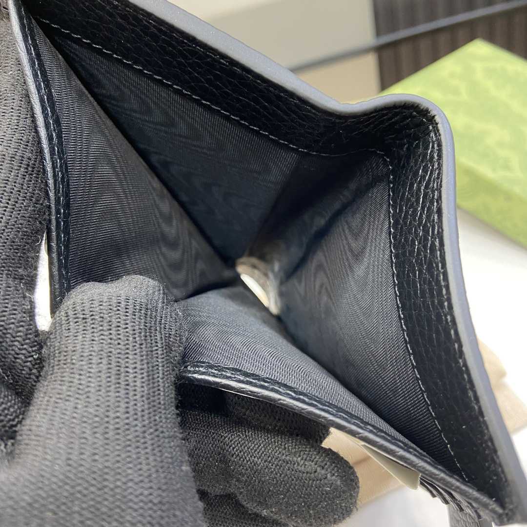 Gucci Medium double G Wallet With Bamboo - DopestKickz