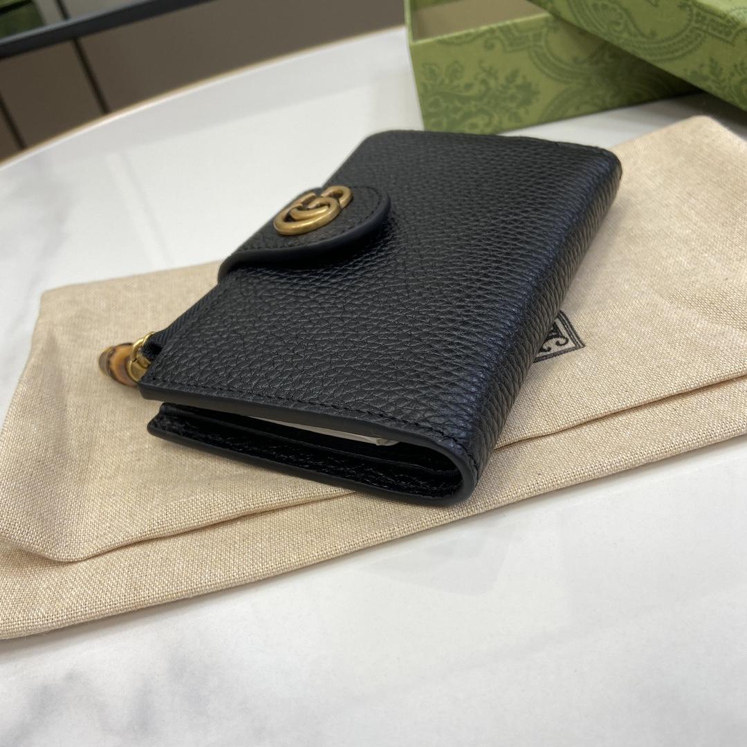 Gucci Medium double G Wallet With Bamboo - DopestKickz