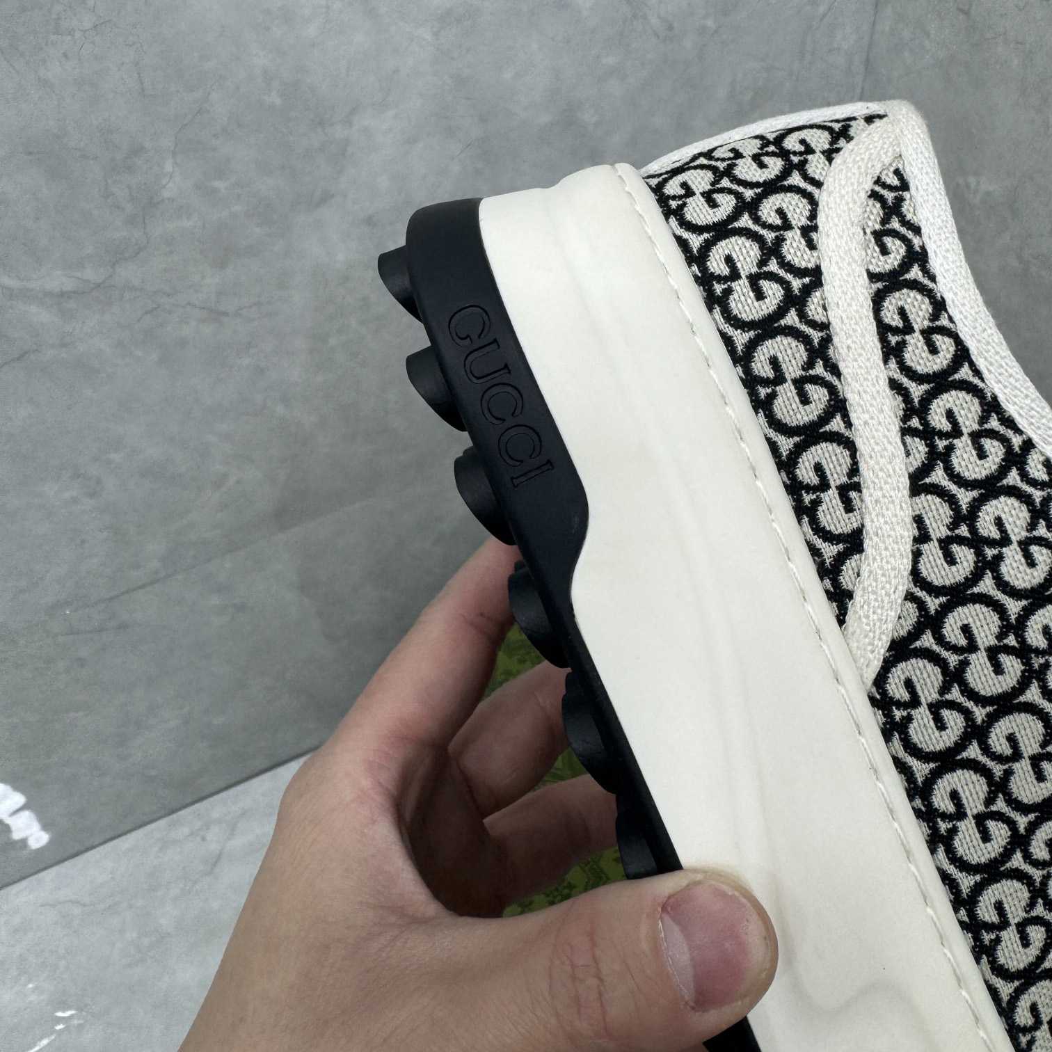 Gucci Women's GG Trainer - DopestKickz