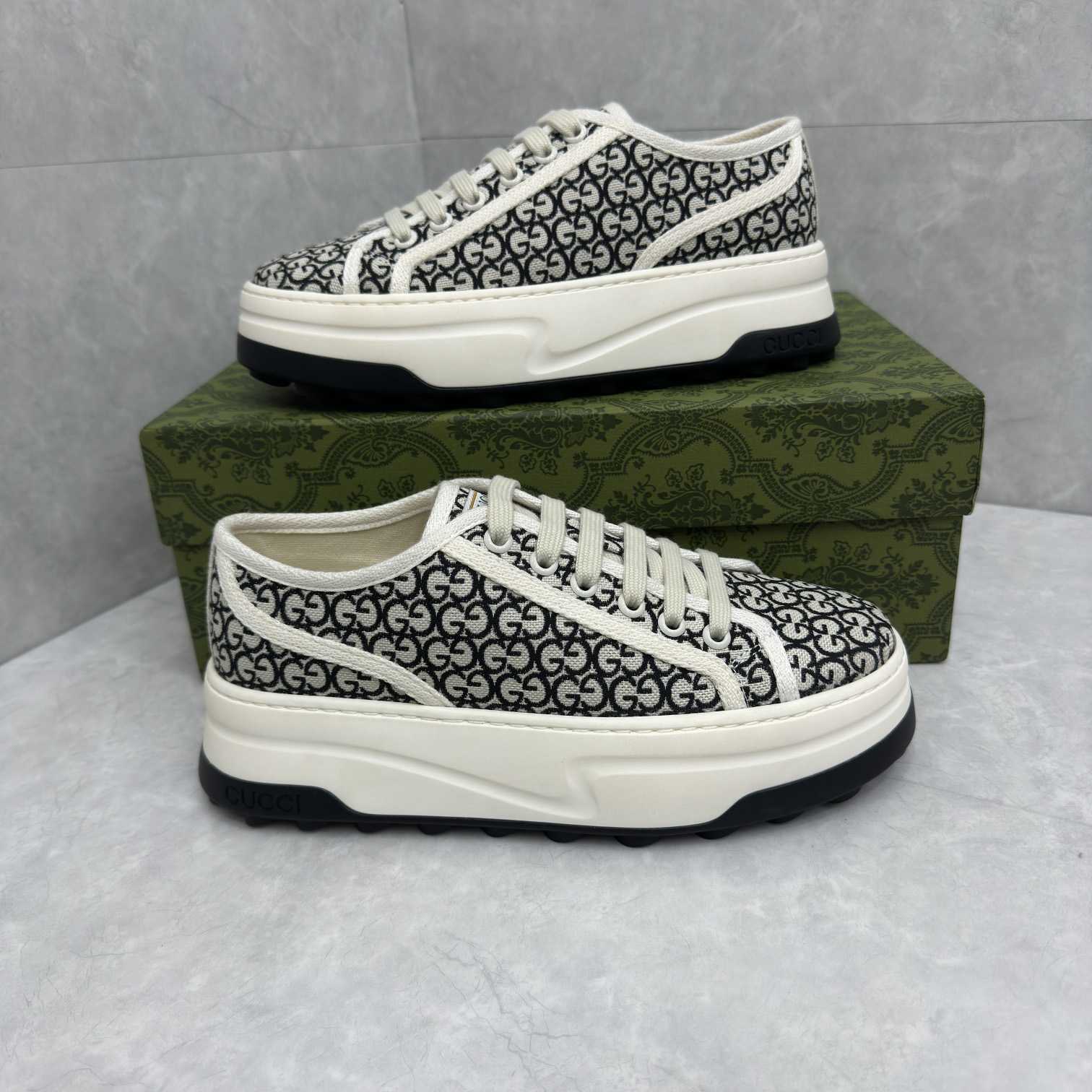 Gucci Women's GG Trainer - DopestKickz